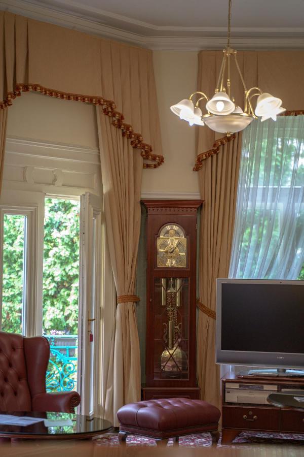 Hotel Mignon Karlovy Vary Exterior photo